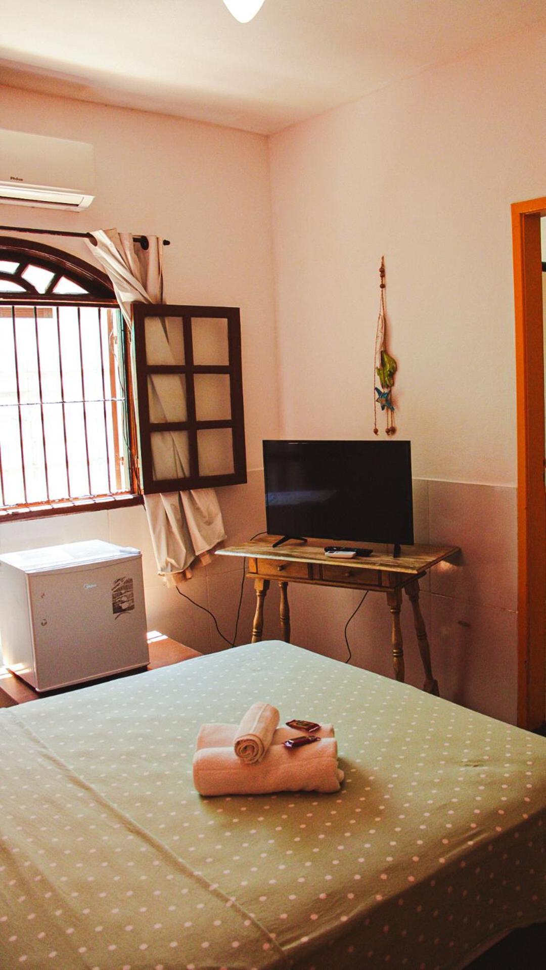 & Suites, Hostel *